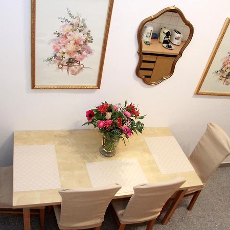 Vienna-Flats Self Check-In Apartment Ngoại thất bức ảnh