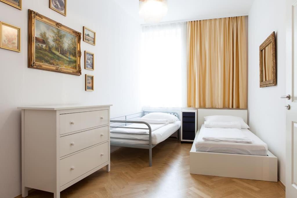 Vienna-Flats Self Check-In Apartment Ngoại thất bức ảnh
