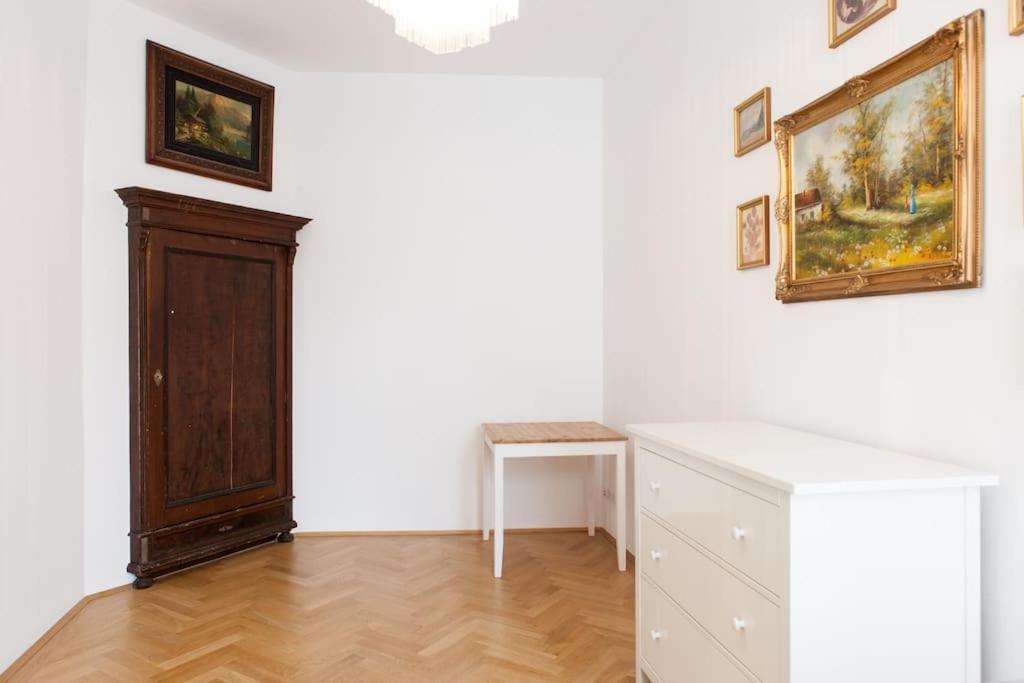 Vienna-Flats Self Check-In Apartment Ngoại thất bức ảnh