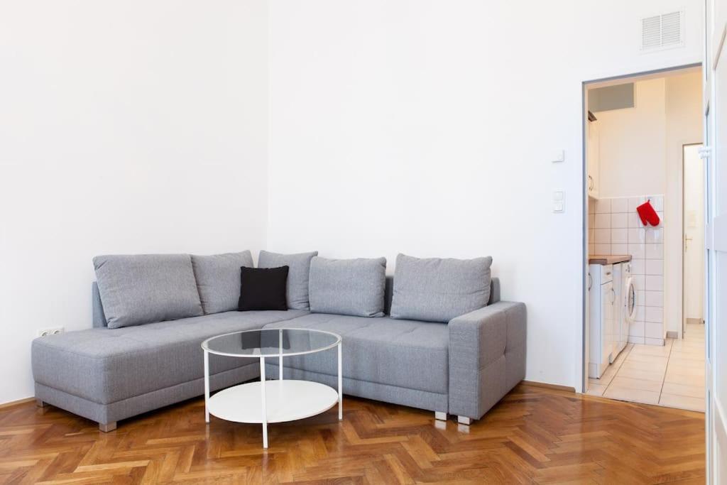 Vienna-Flats Self Check-In Apartment Ngoại thất bức ảnh